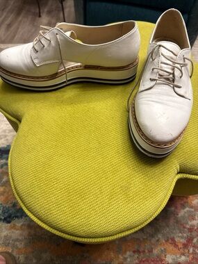 Women's White Platform Lace-Up Loafers